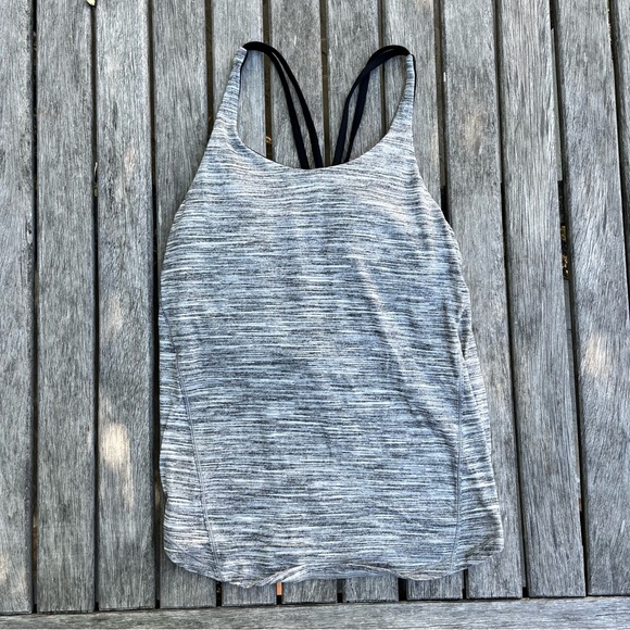 Lululemon Moment To Movement 2-In-1 Tank 2 Gray Black - Picture 2 of 7